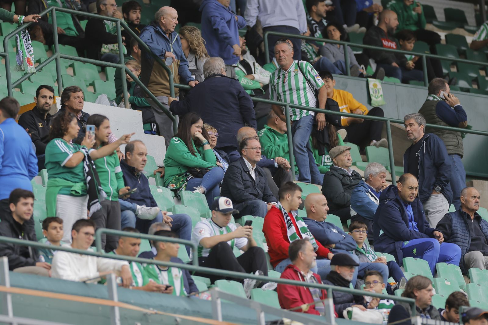 Búscate en las fotos del Betis-Mallorca