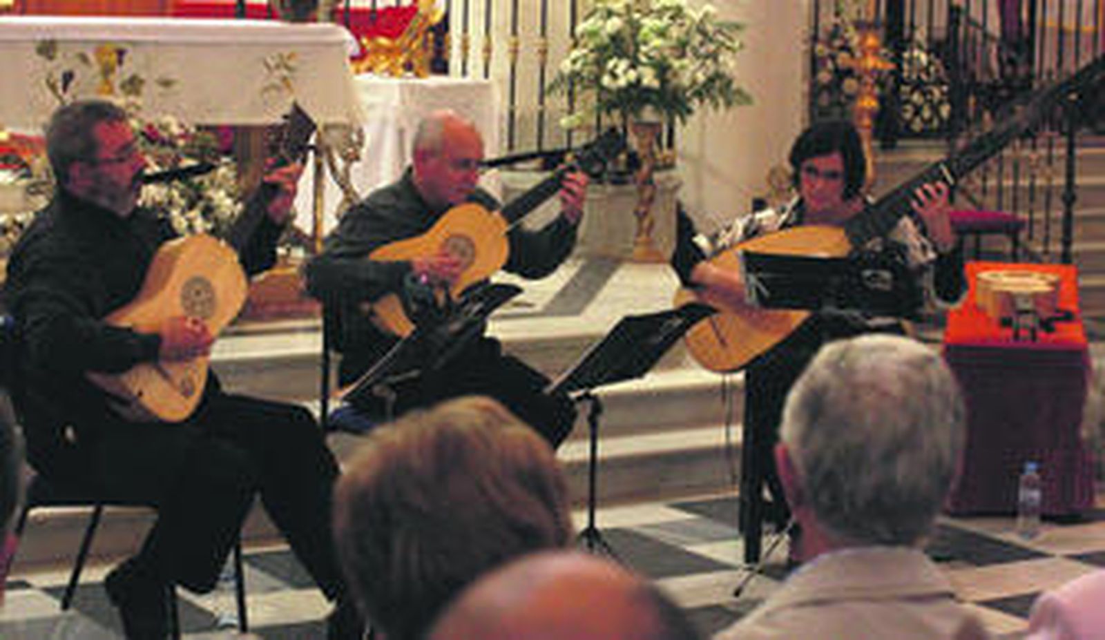 Armoniosi concerti, durante su actuación en la iglesia de la Concepción el pasado jueves.
