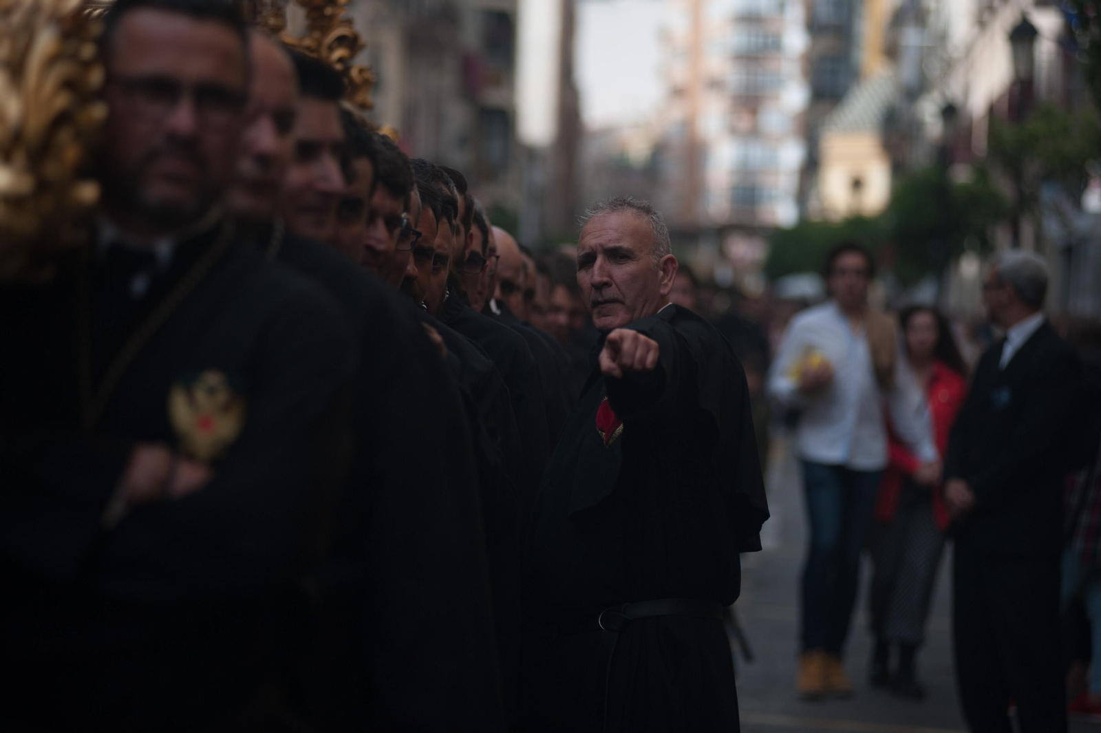Las fotos del Amor del Viernes Santo en Málaga Las fotos del Amor del Viernes Santo en Málaga
