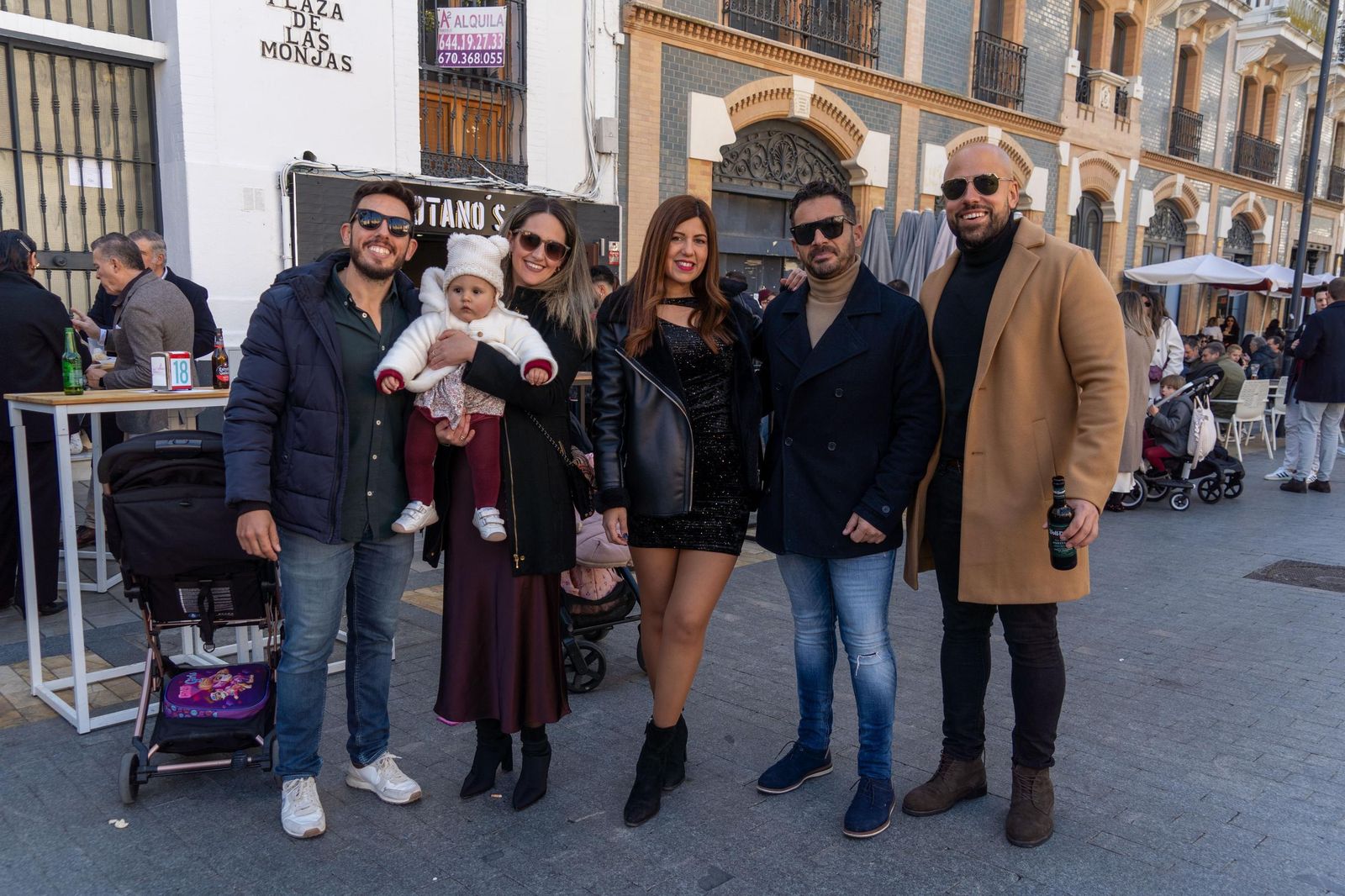 Imágenes de la fiesta del 31 de diciembre en las calles de Huelva