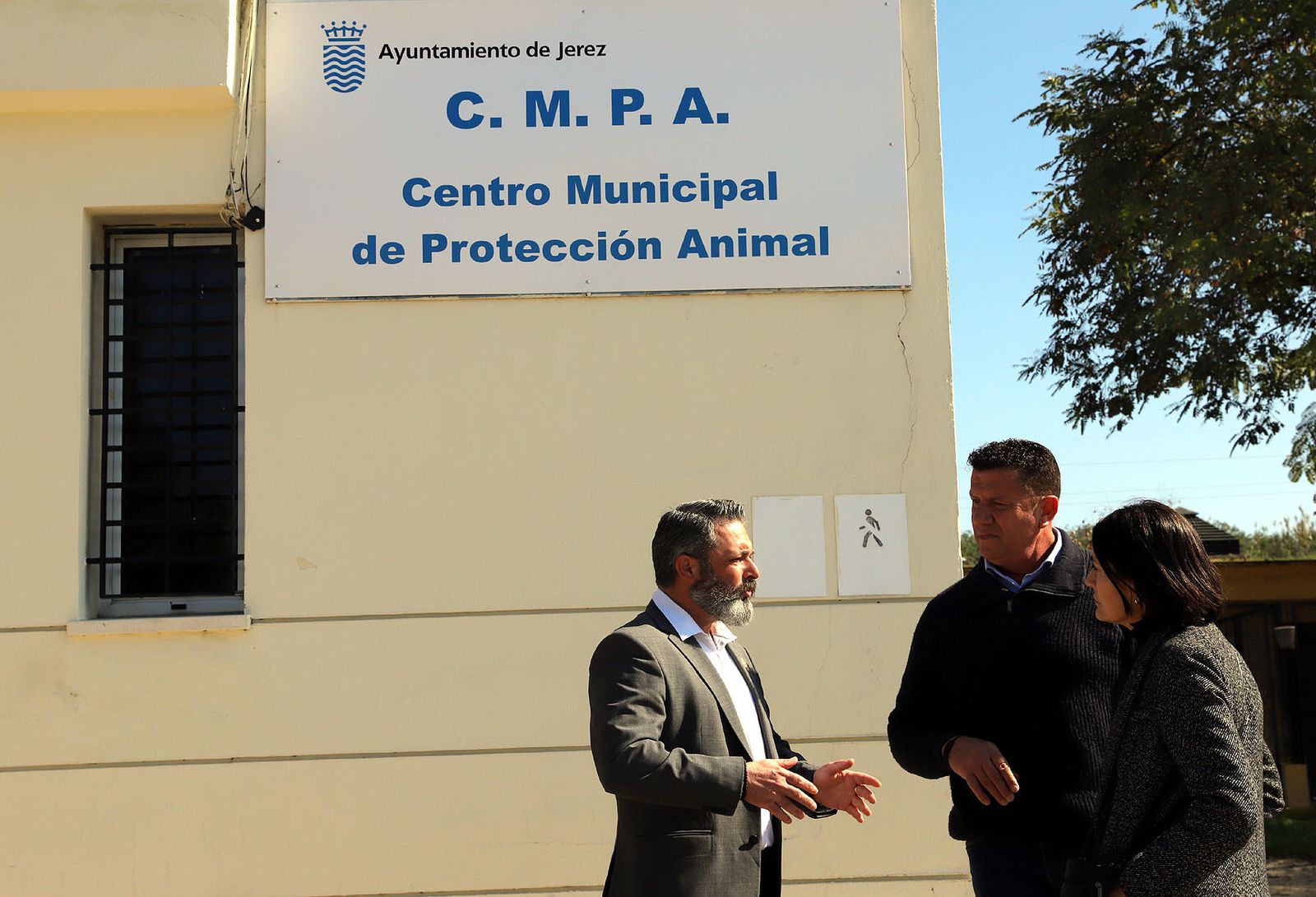 El delegado Rubén Pérez, en el Centro Municipal de Protección Animal en una imagen de archivo.