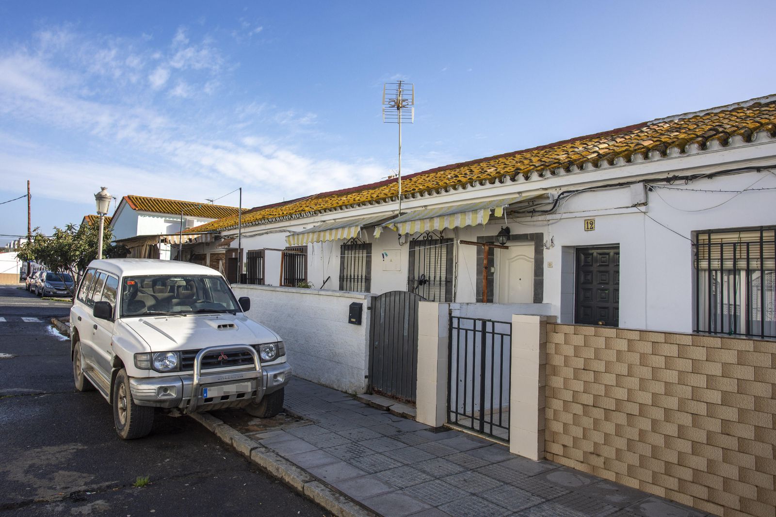 Calle Niño Jesús, de la Barriada de la Navidad, donde va a actuar el Ayuntamiento.