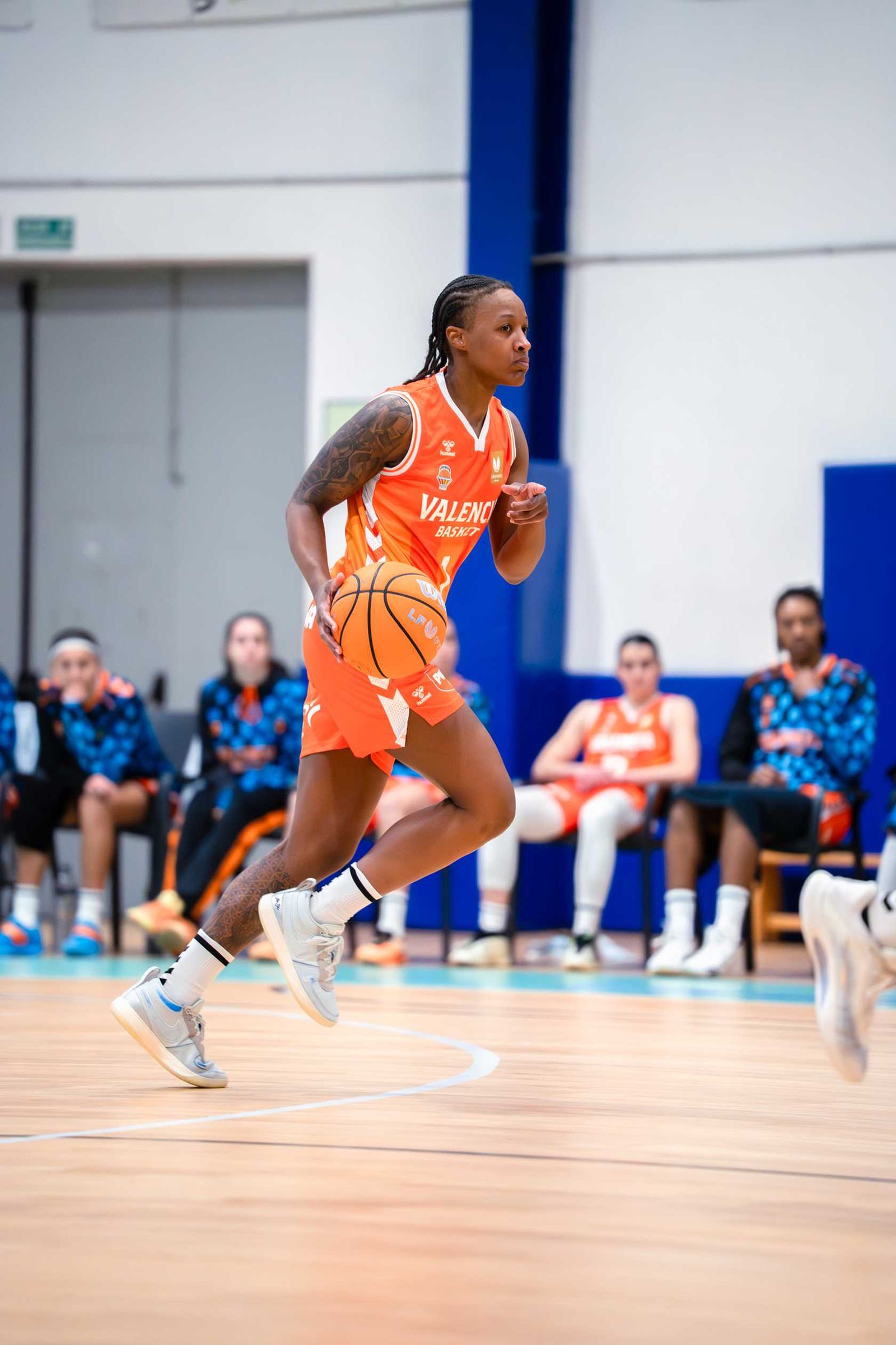 Apoteosis en Estepona; cae el campeón Valencia (67-66)