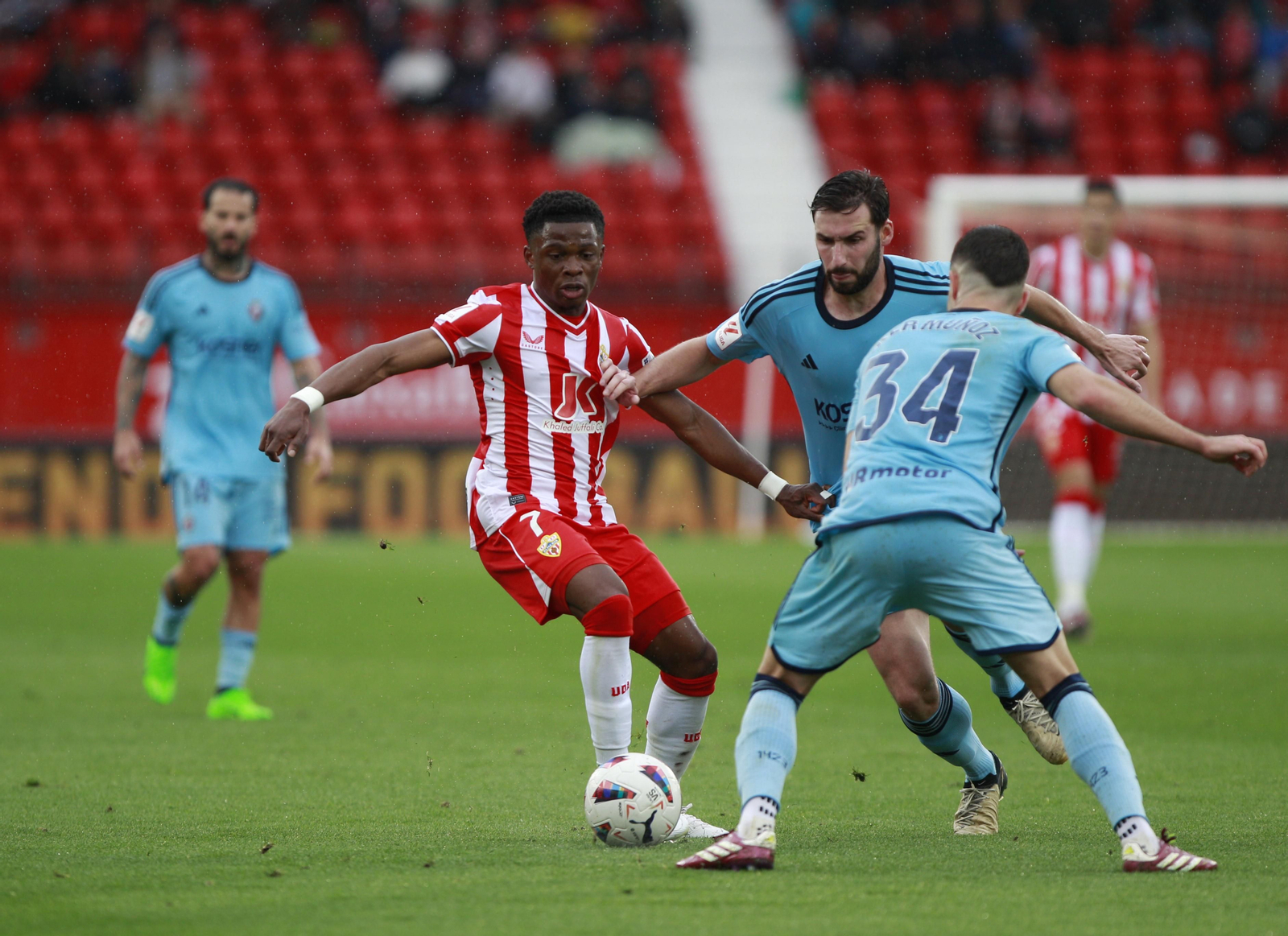 Las mejores imágenes del partido de fútbol U.D. Almería-C.A. Osasuna
