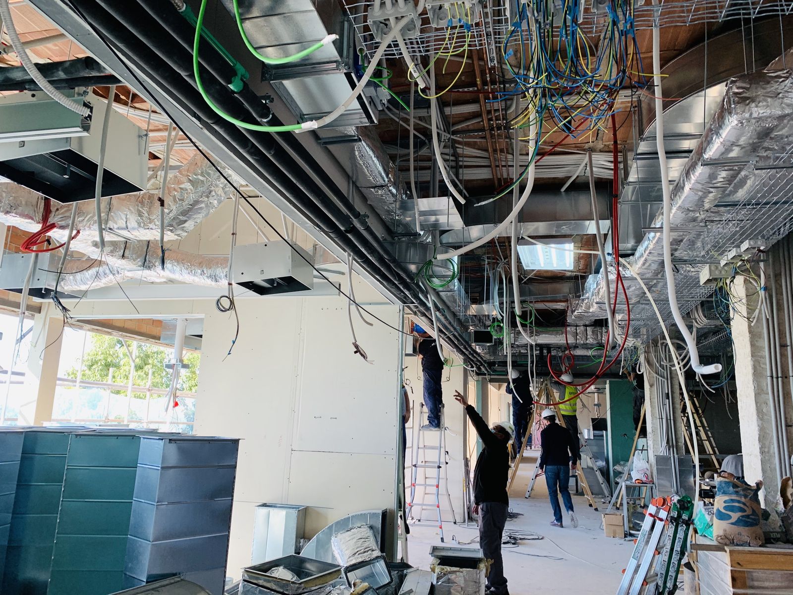 Obras para la ampliación de la UCi del Clínico.