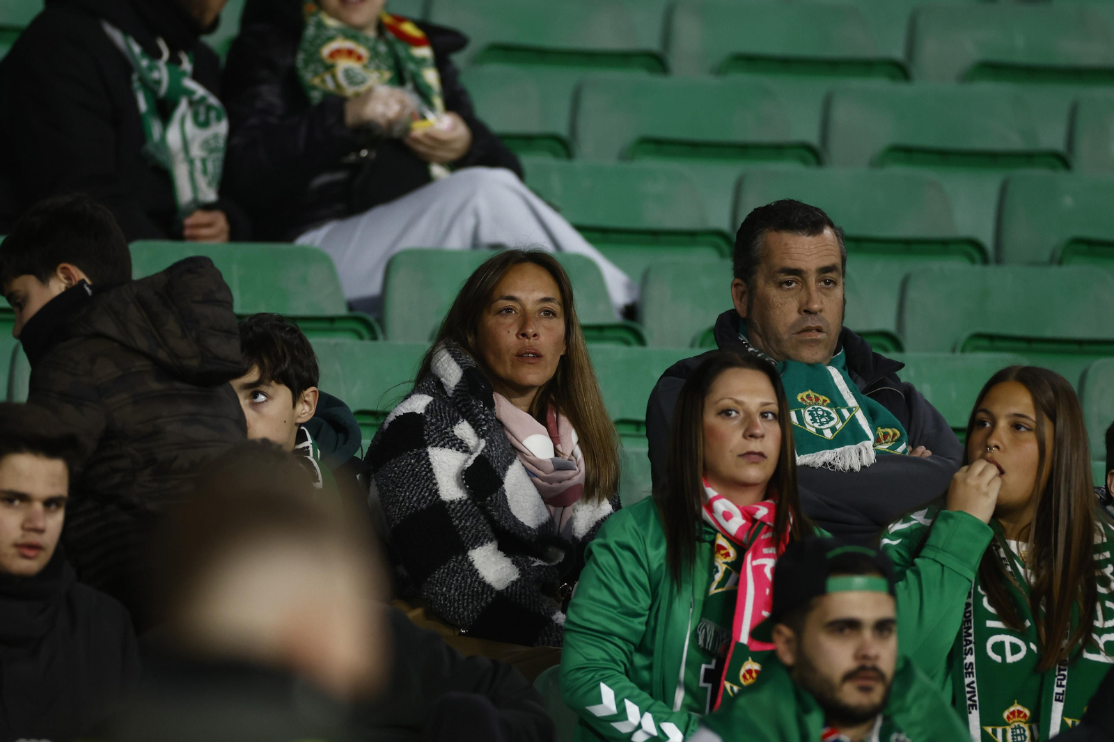 Búscate en las fotos del Betis-Osasuna