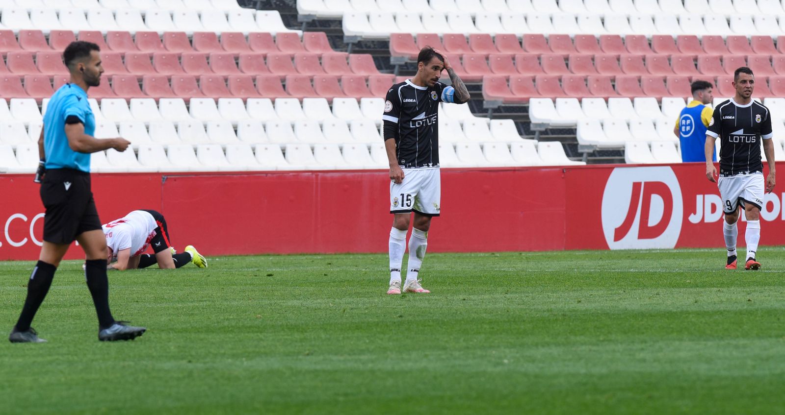 Partido del Sevilla Atlético con la Real Balompédica Linense