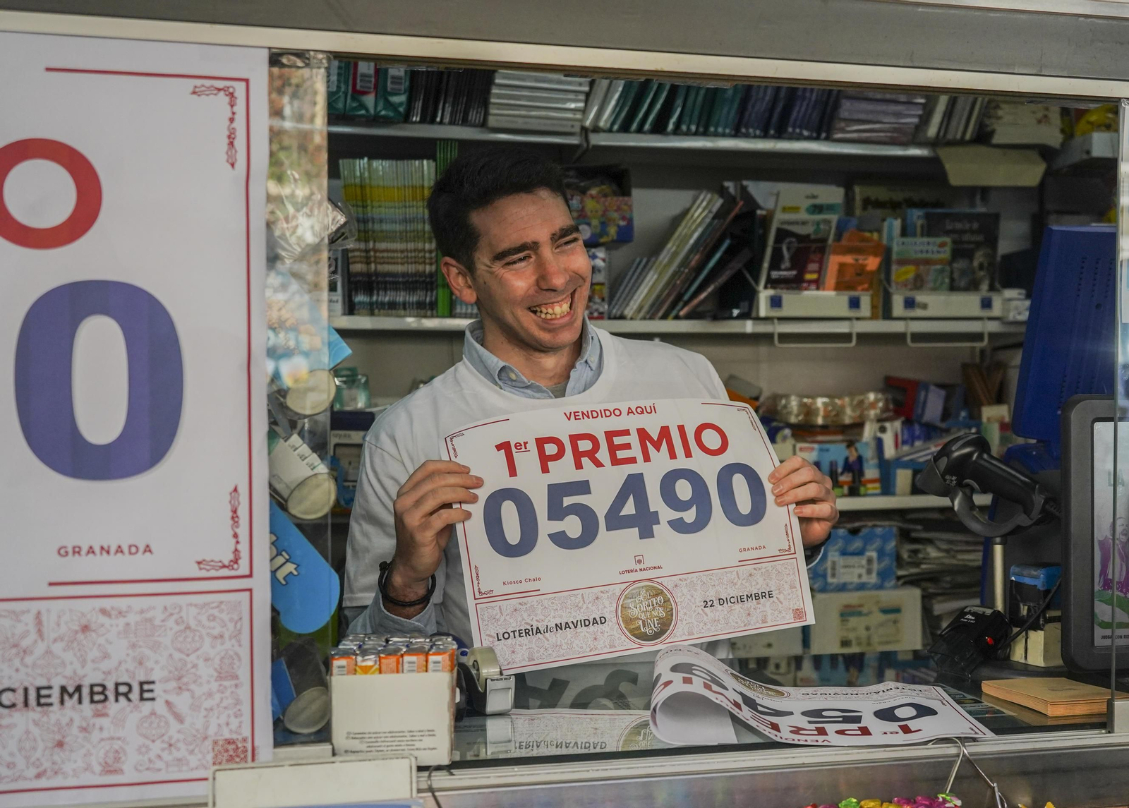 Así se ha celebrado el Gordo de la Lotería de Navidad en Granada capital