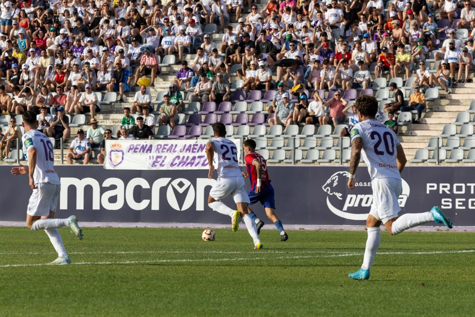 El triunfo del Real Jaén ante la UD Torre del Mar, en imágenes El triunfo del Real Jaén ante la UD Torre del Mar, en imágenes