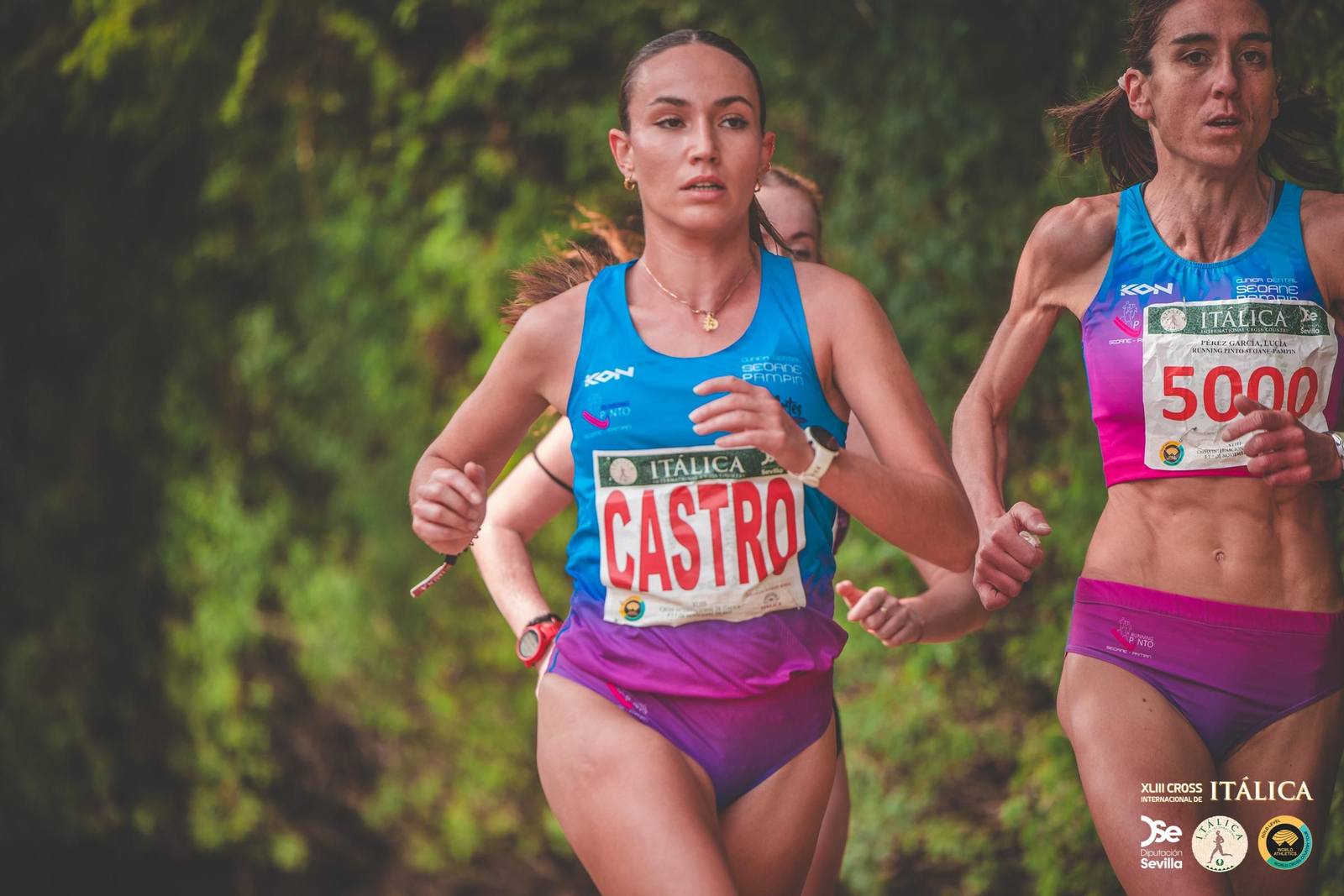 Búscate en las fotos del Cross de Itálica 2025 | 11