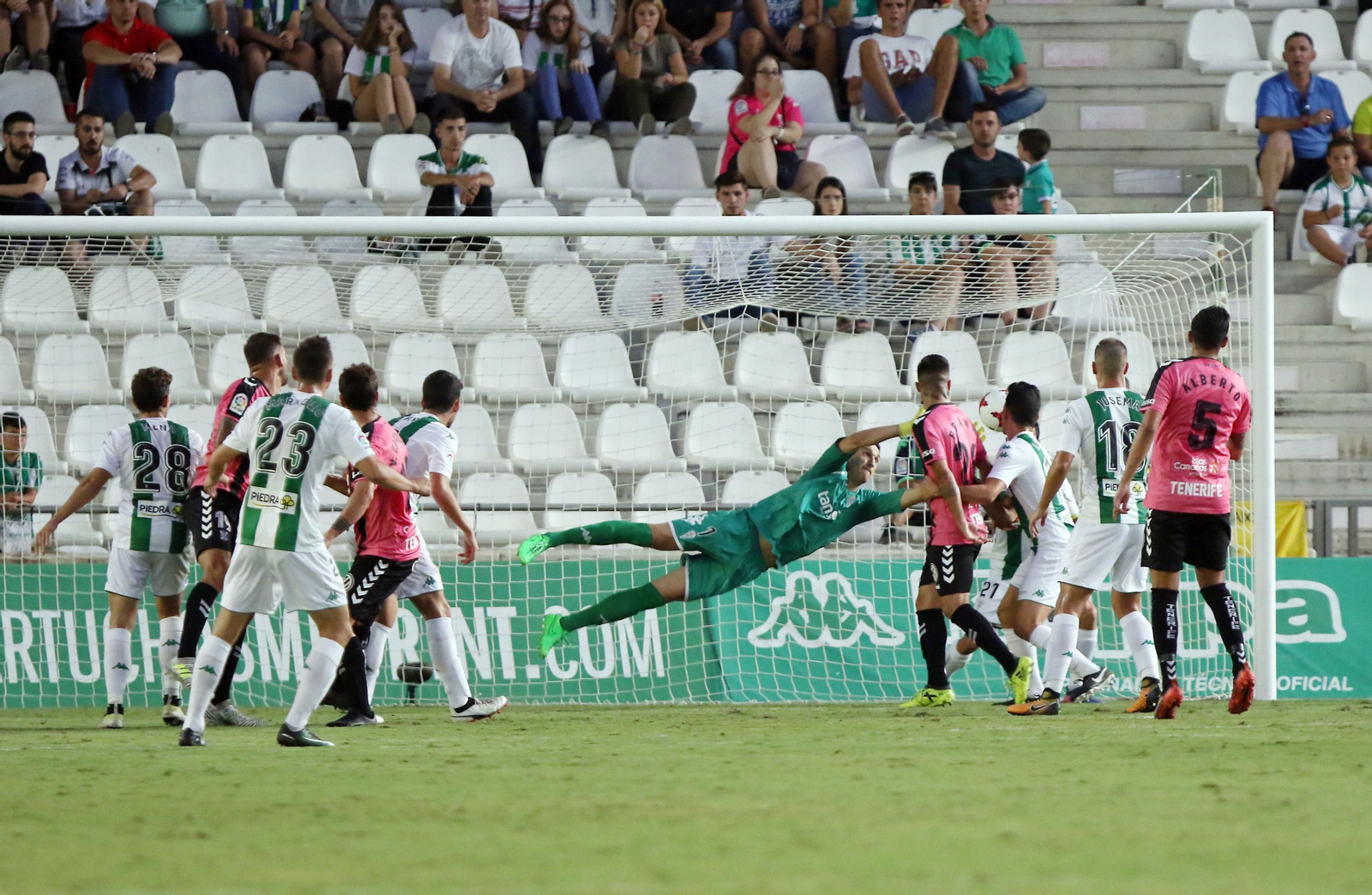 Las imágenes del Córdoba-Tenerife de Copa