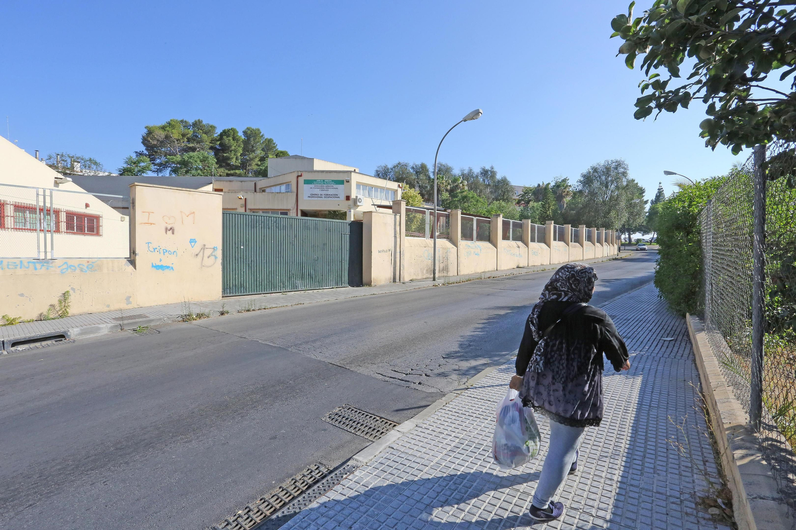 Fachada del centro de formación en una imagen captada ayer.