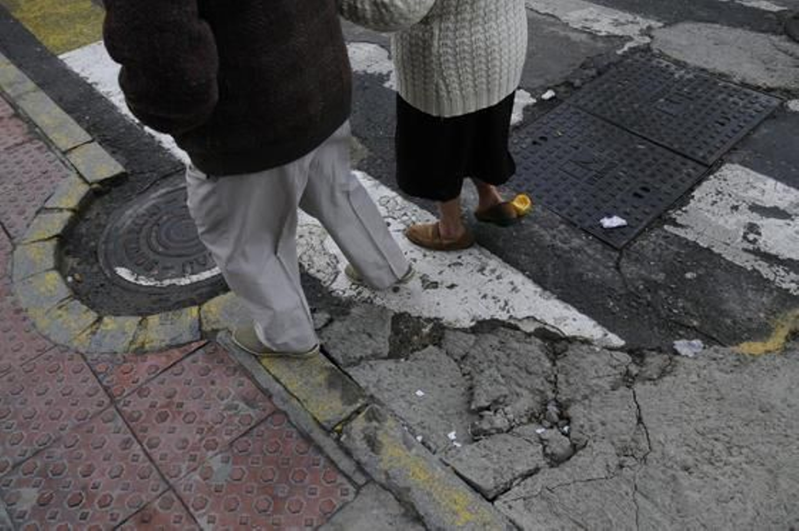 Estado de la plaza de la Encarnación a pesar de su rehabilitación.

Foto: Juan Carlos Vázquez
