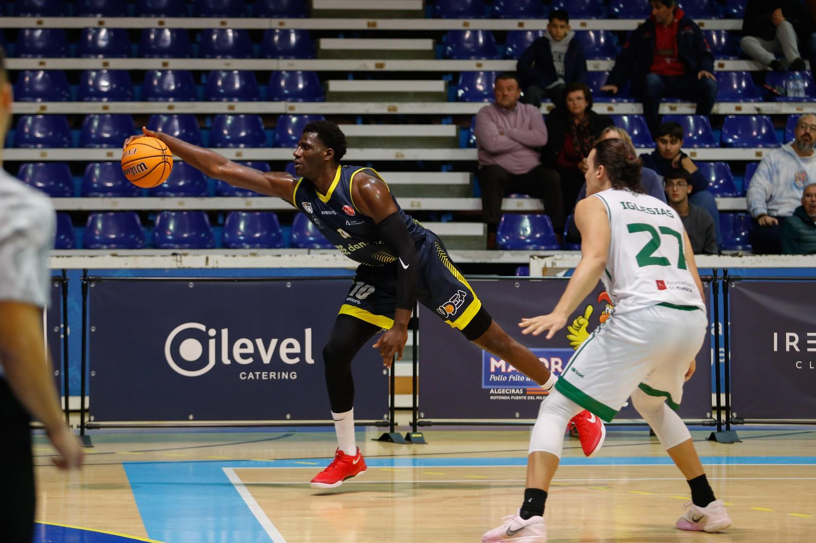 Las fotos del Udea-Lobe Huesca de Segunda FEB