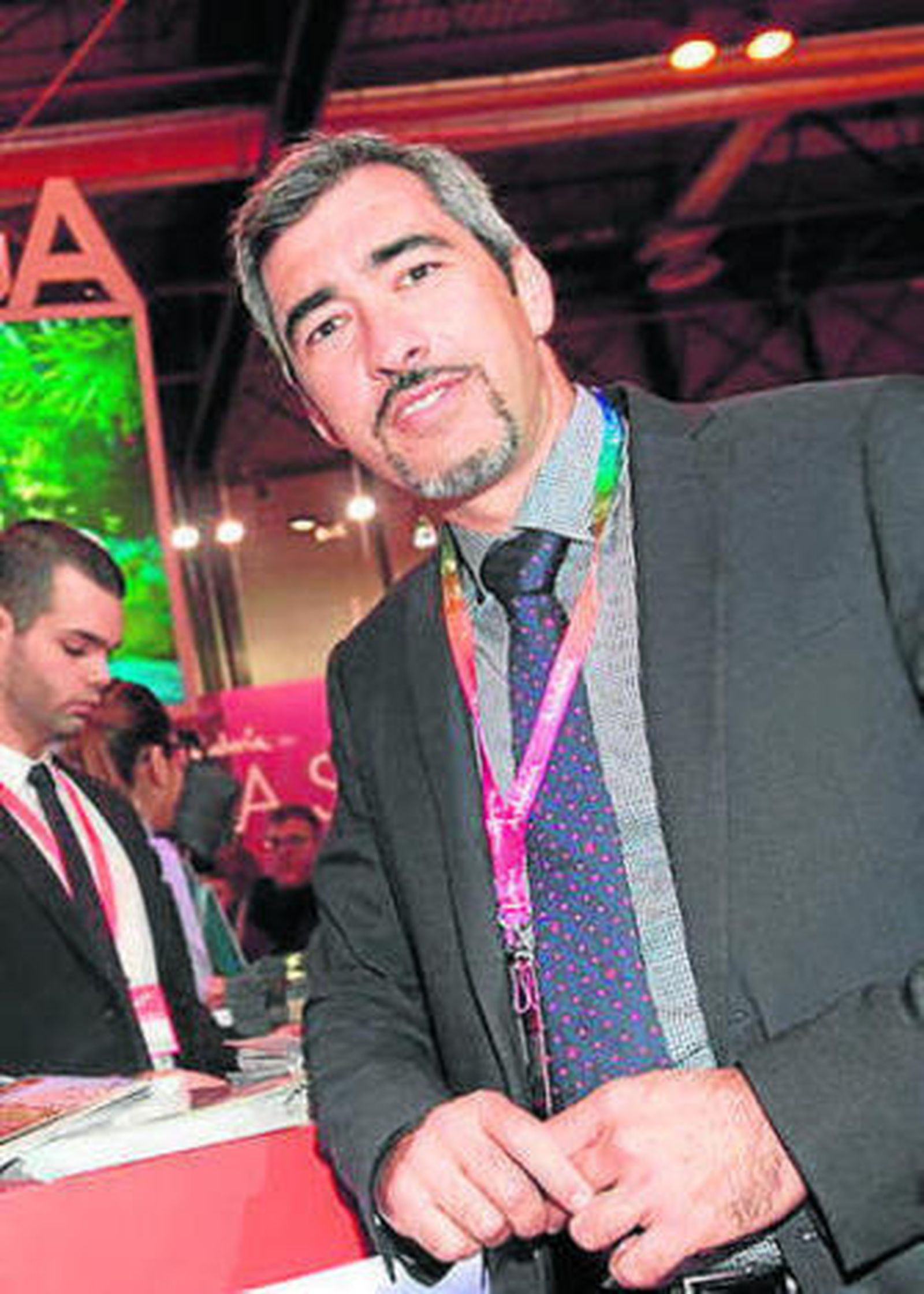 El alcalde, Víctor Navas, en Fitur.