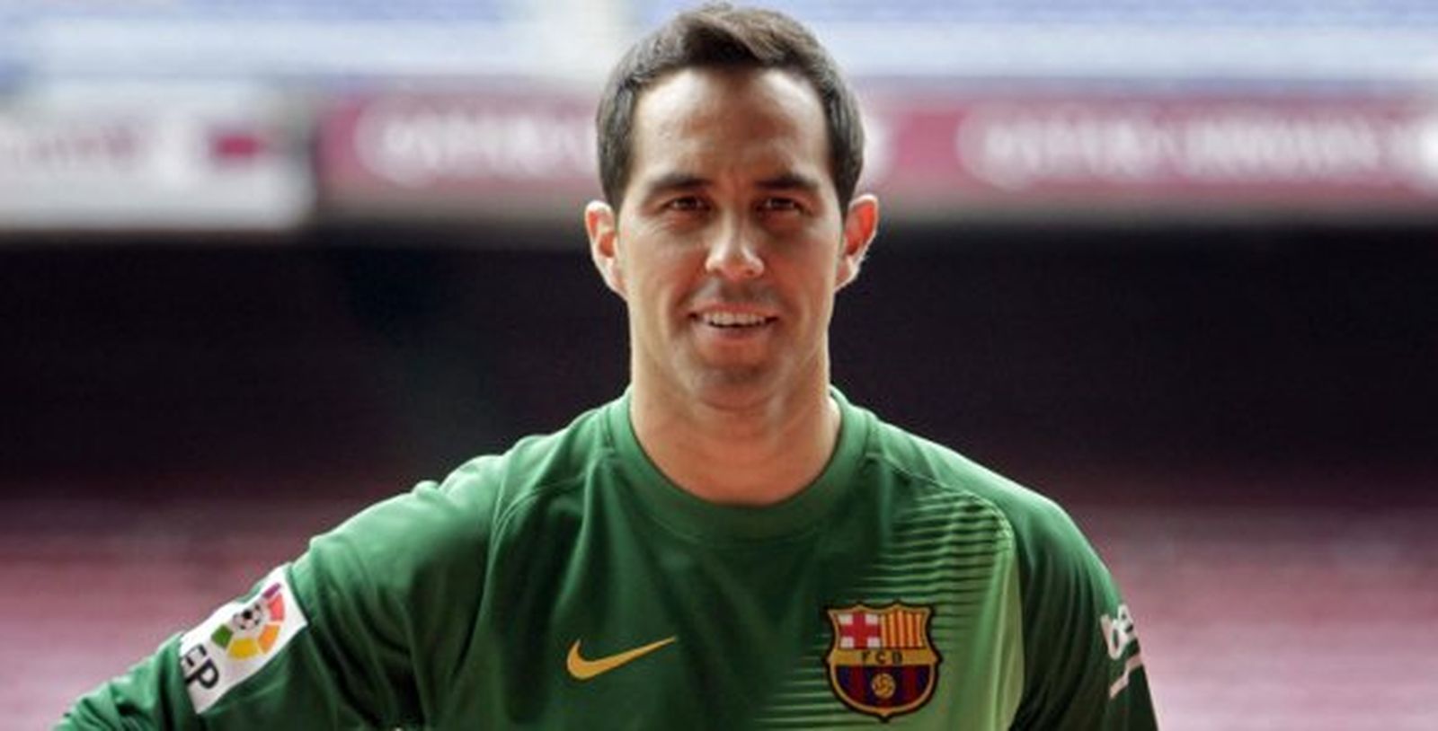 Bravo: "Los tres porteros partimos desde cero"