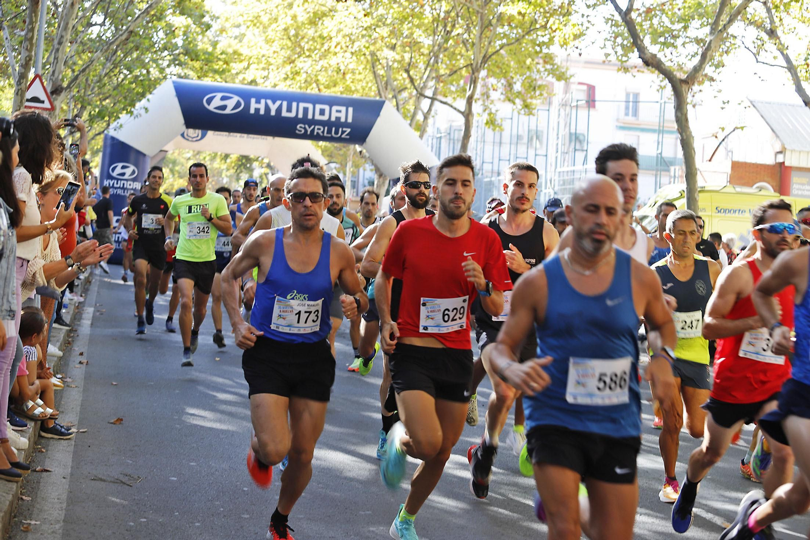 Imágenes de la 35 vuelta a Huelva 2022