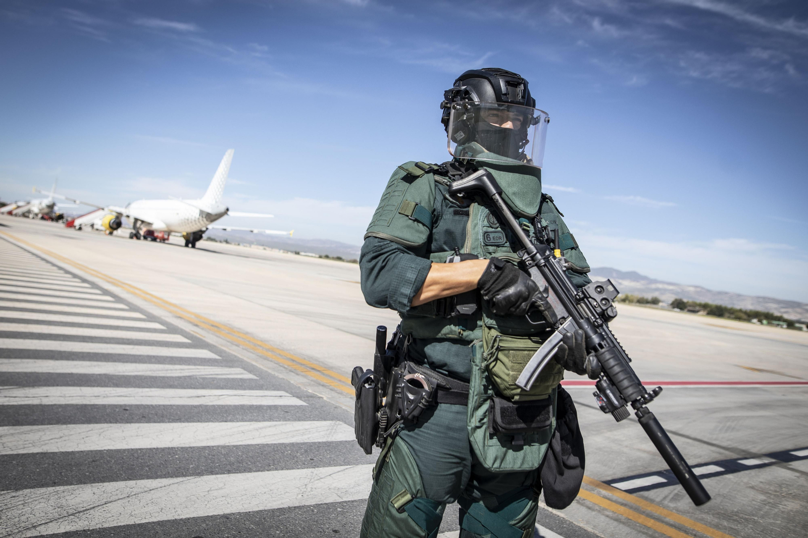 Las mejores imágenes del dispositivo de la Guardia Civil en Granada para las cumbres europeas