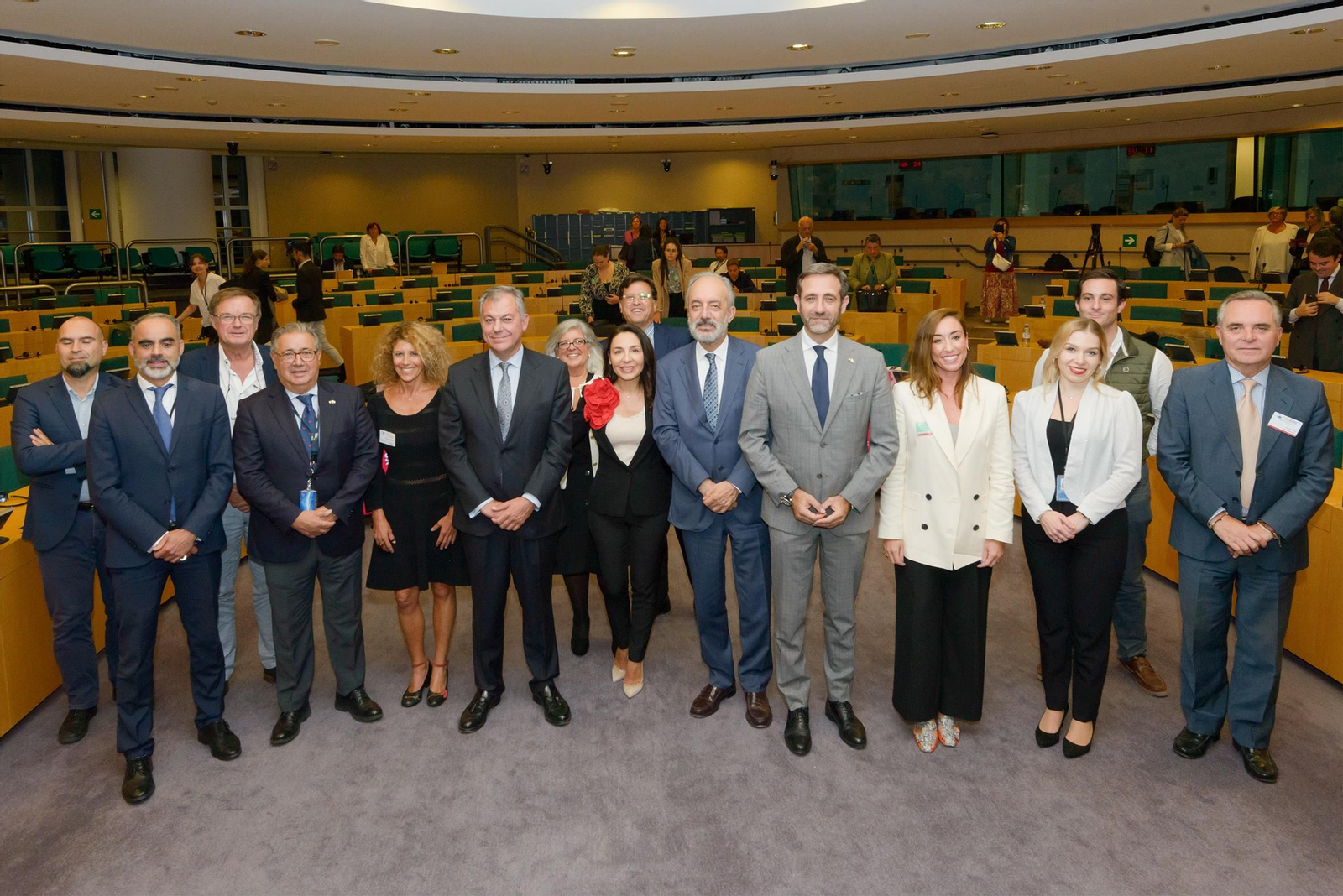 Los participantes en el debate sobre Sevilla, Capital del Turismo Inteligente celebrado en el Parlamento Europeo