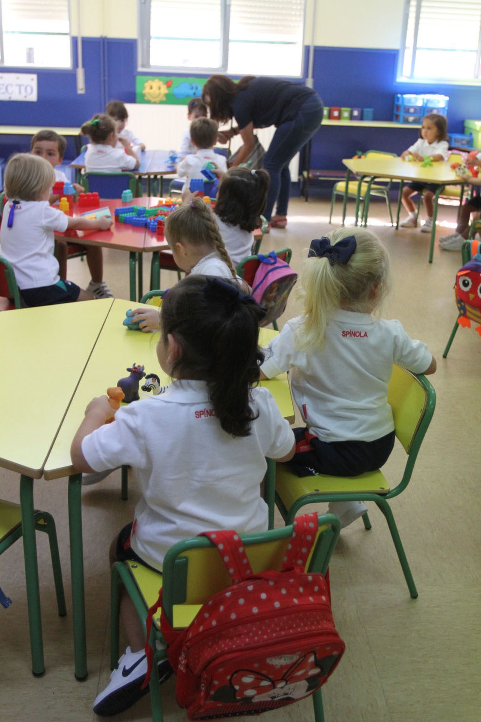 la vuelta al cole en los colegios de Huelva en Imágenes