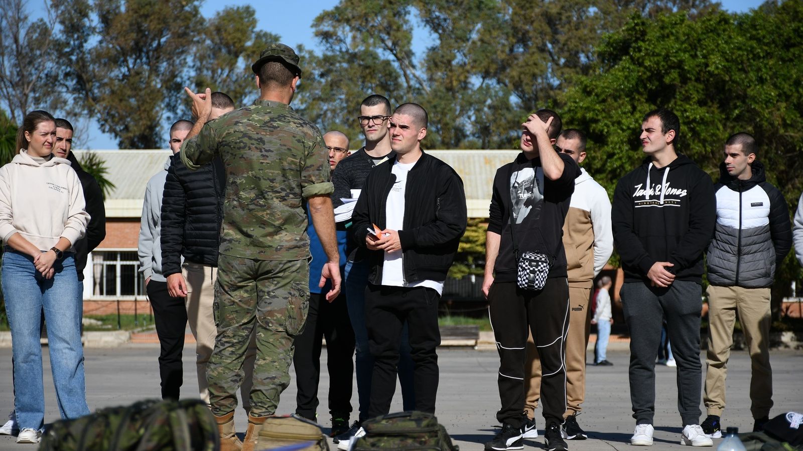 El Centro de Formación de Tropa número 2 (CEFOT-2) recibe a los aspirantes del segundo ciclo.