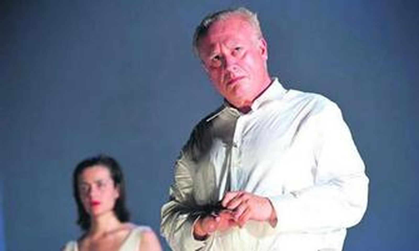 Echanove y Poe en 'Desaparecer'