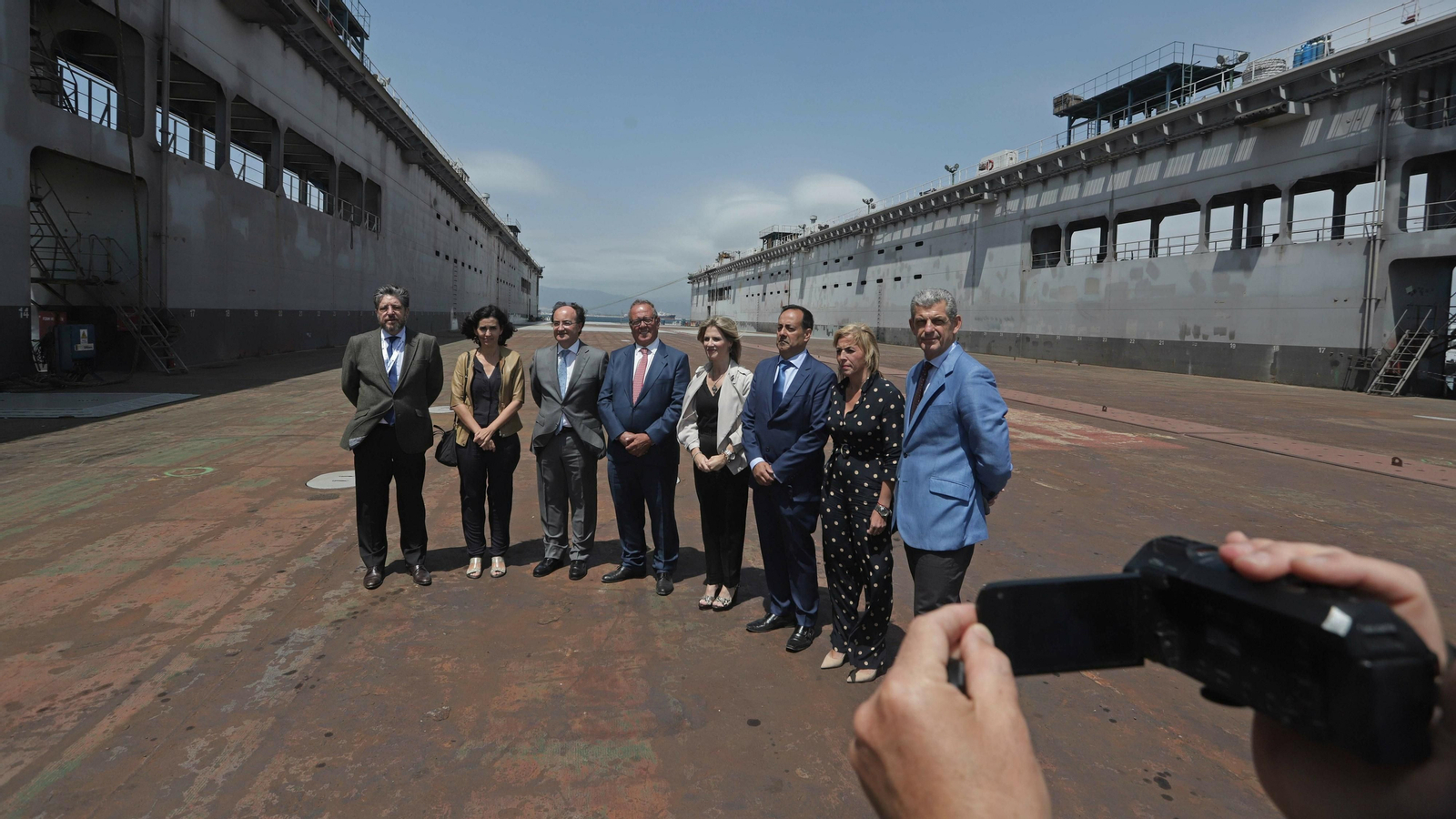 Las mejores fotos del nuevo dique flotante de Cernaval en San Roque