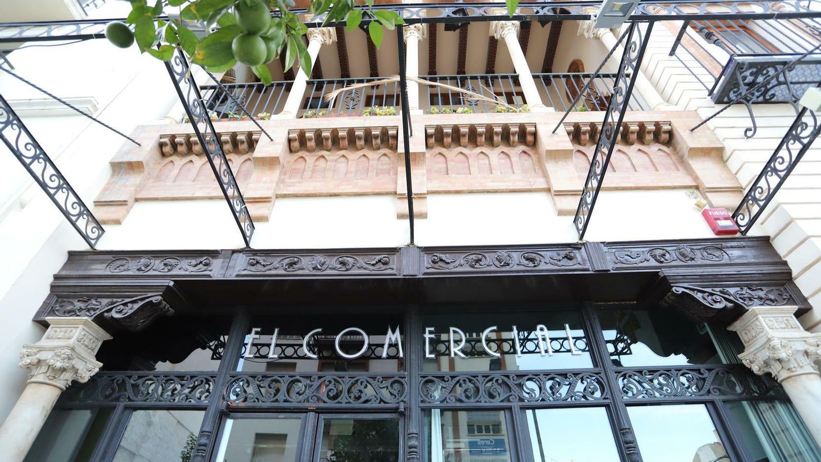 Fachada del edificio de El Comercial.