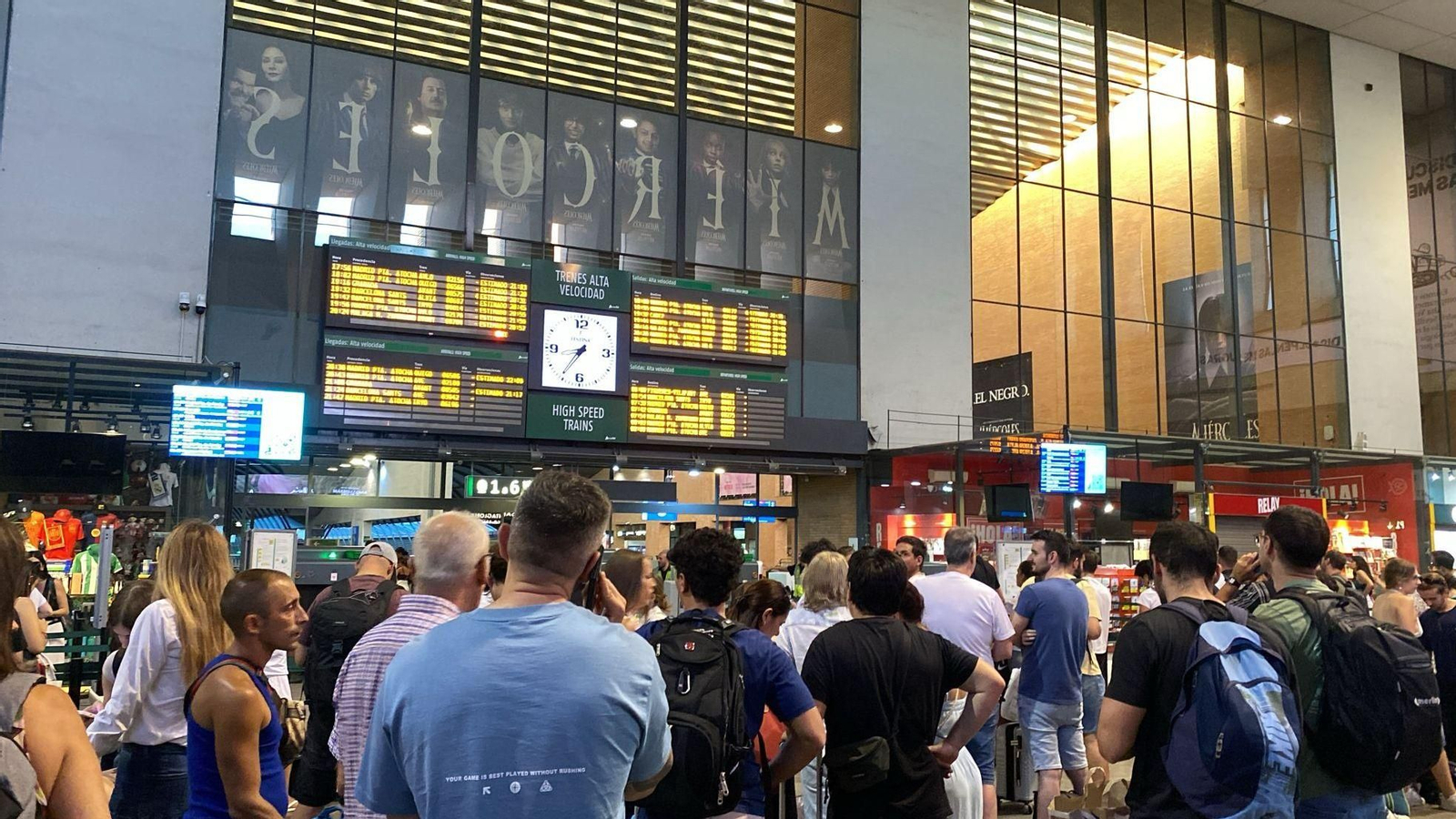 La estación de Santa Justa este sábado