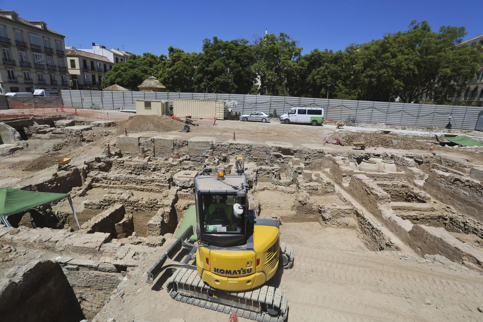 Trabajos arqueológicos en el suelo del Astoria.