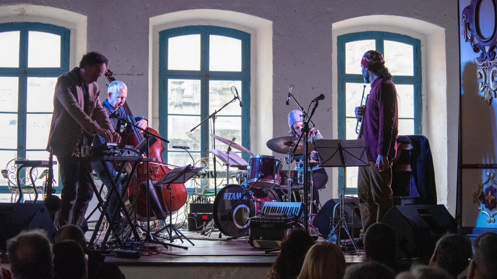 El concierto de Time Line de RizomaRecords en Tarifa, en imágenes