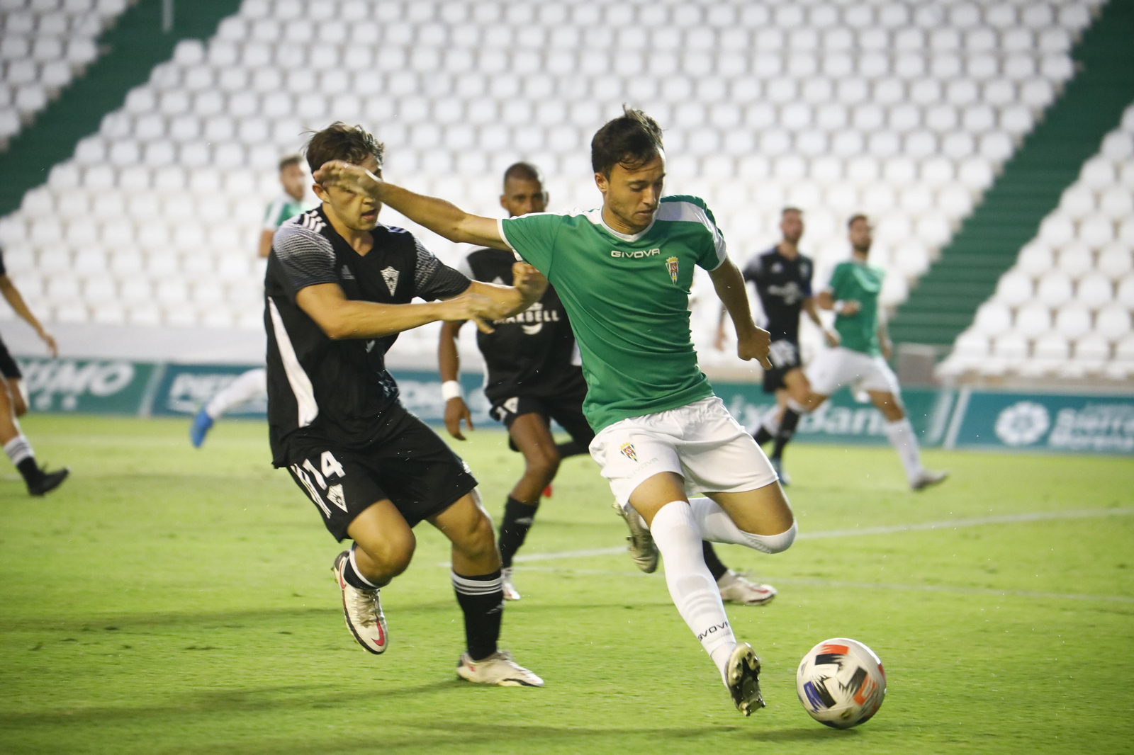El amistoso entre el Córdoba CF y el Marbella, en imágenes