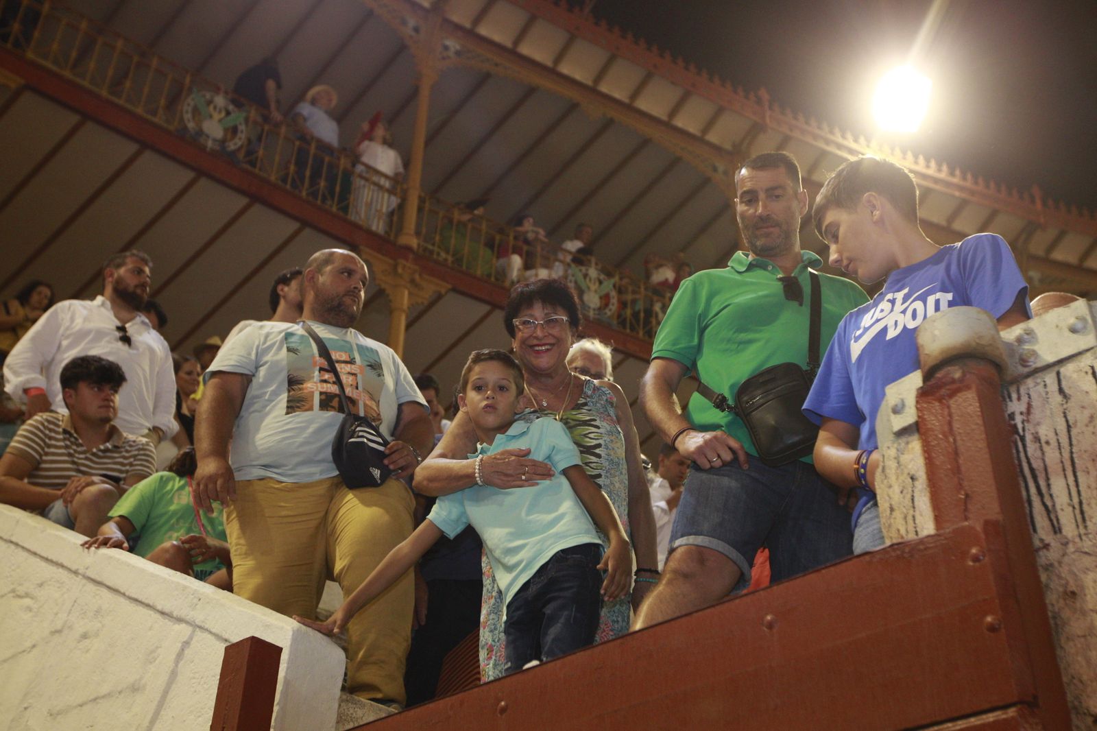 Imágenes del ambiente de la corrida de toros de la Feria de Almería