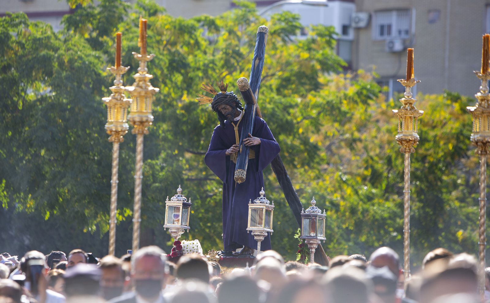 Las mejores imágenes del traslado del Gran Poder a la Parroquia de la Candelaria