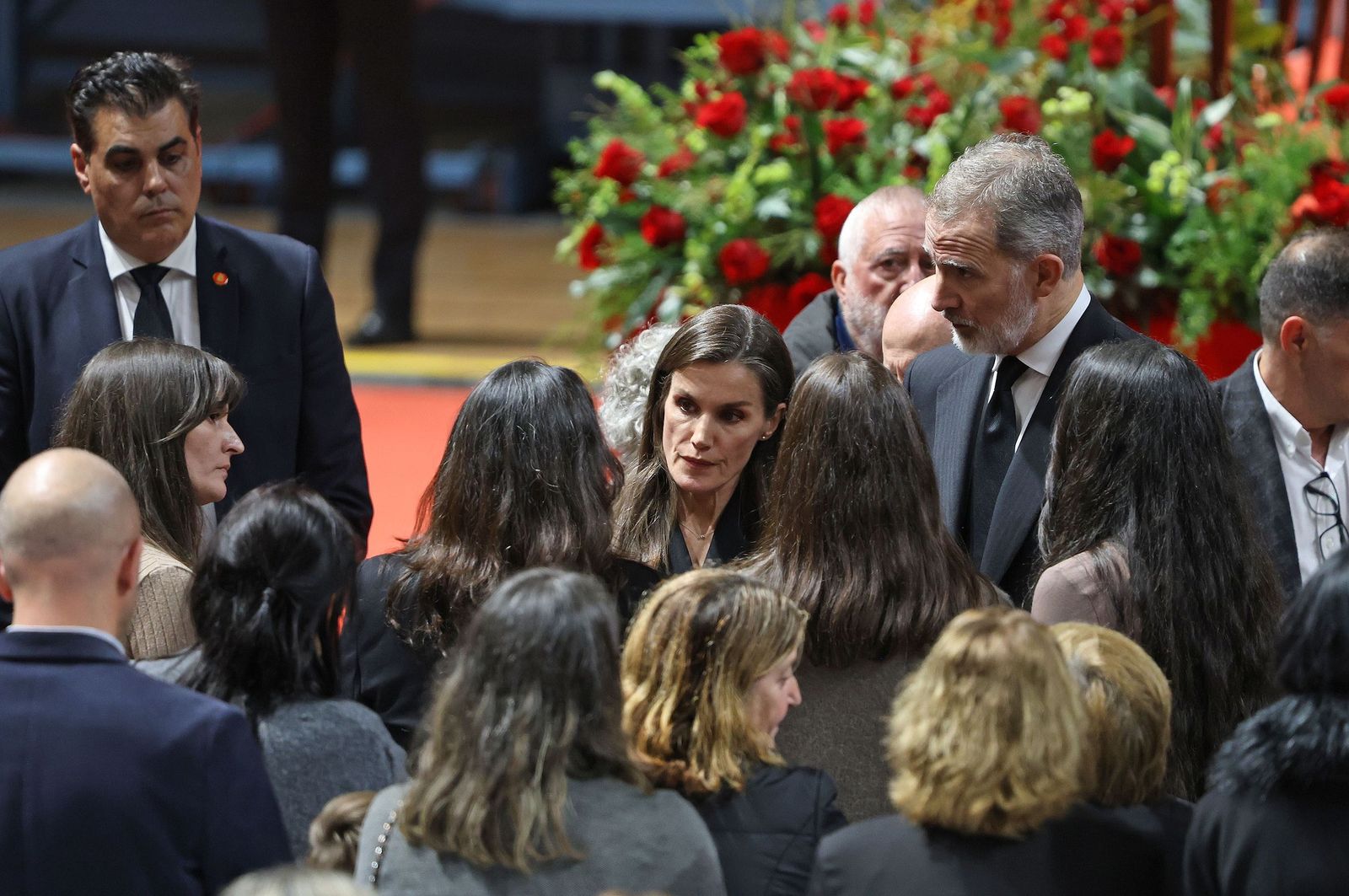 Los Reyes, ayer en el funeral por las víctimas del accidente de Adamuz celebrado en Huelva.