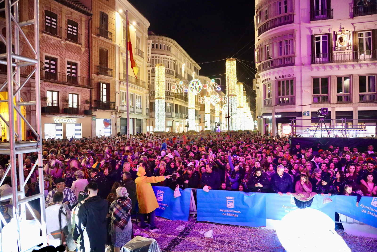 La Batalla de las Flores del Carnaval de Málaga 2024, en fotos