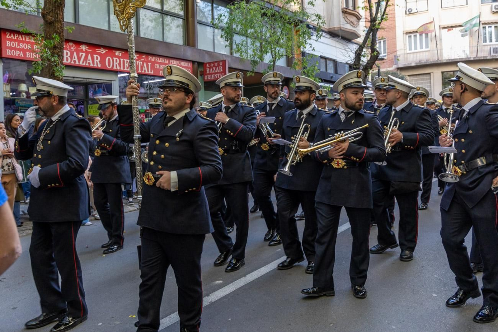Los jiennenses se entregan a una tarde de Amor, Perdón y Esperanza.