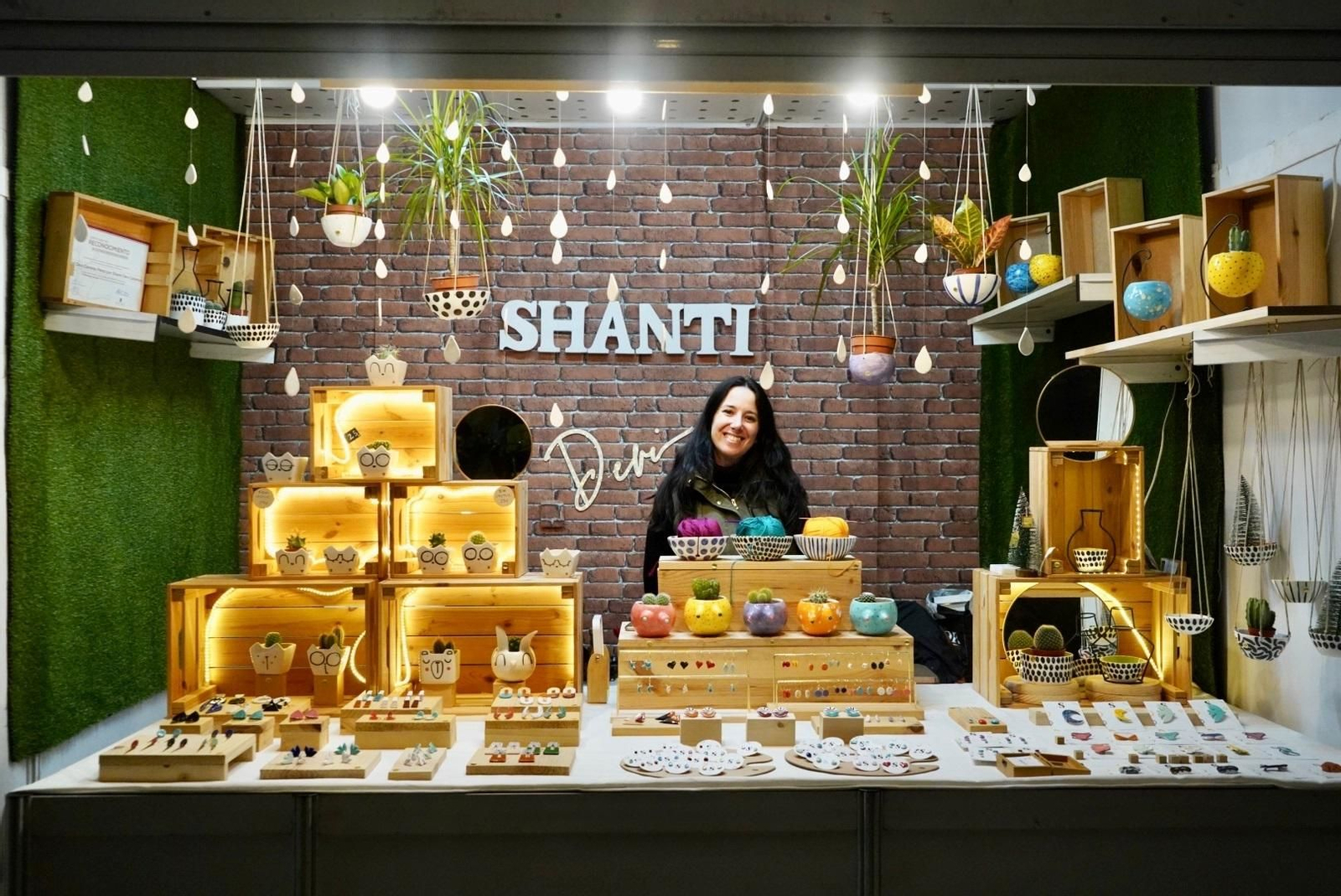 Shanti de vi ceramics, ganador del concurso al mejor puesto decorado en 2022