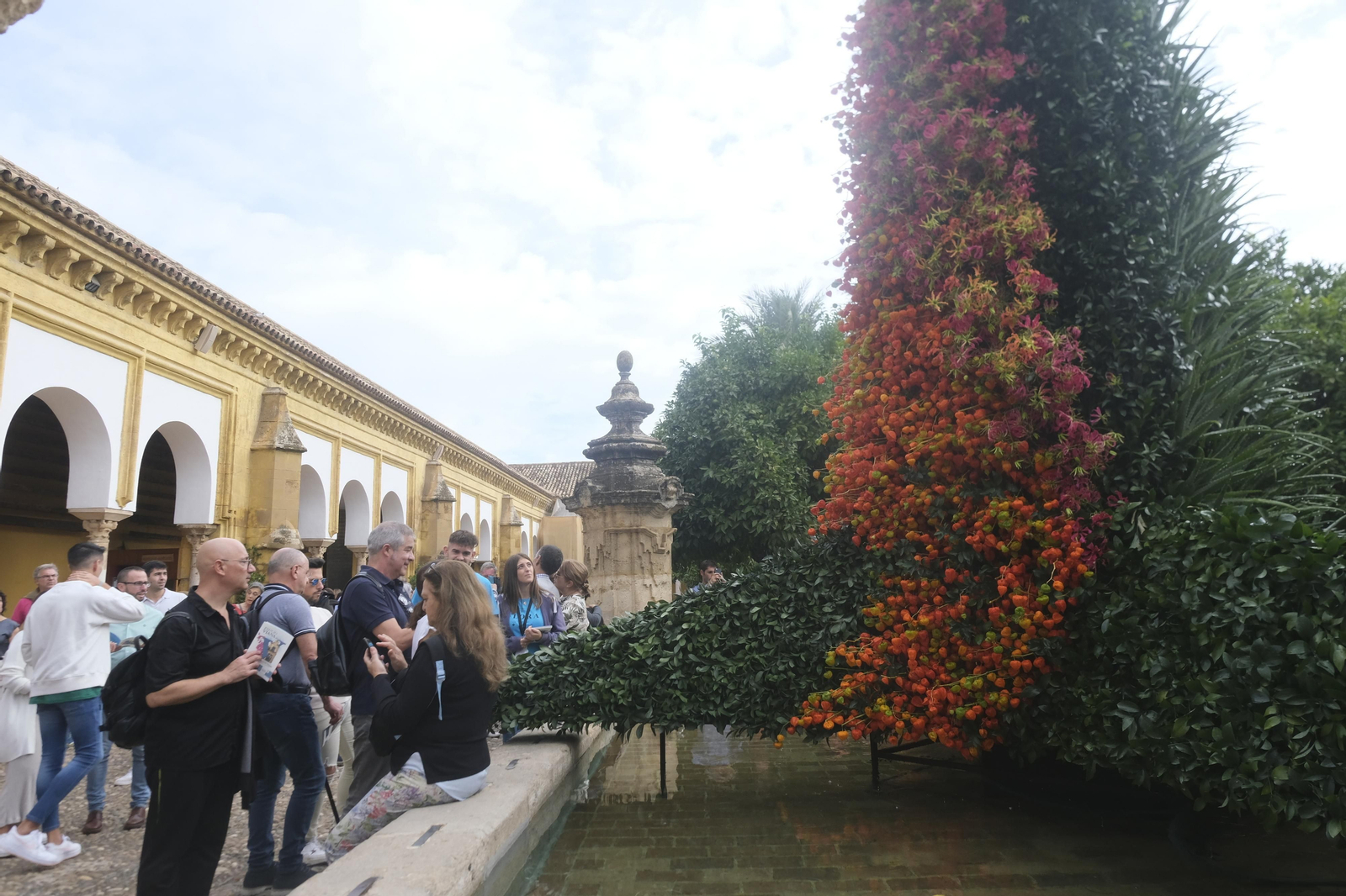 Un recorrido por los patios del Festival Flora 2022 de Córdoba, en imágenes