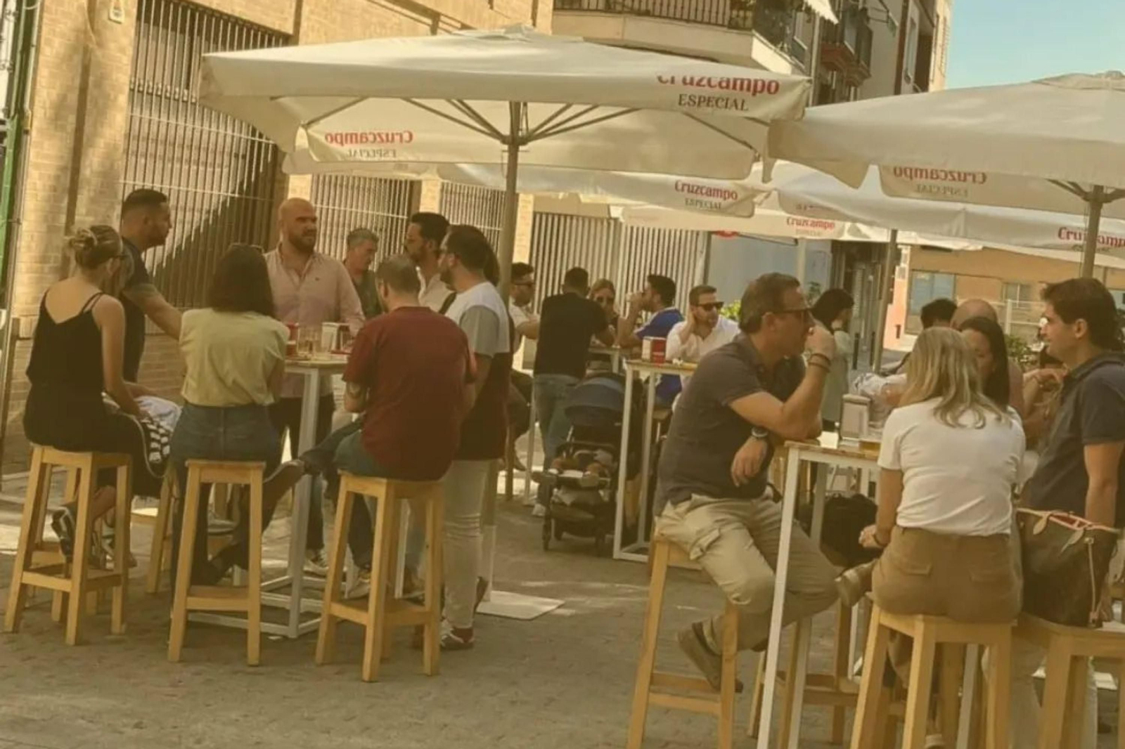 Del emblemático Joselito a 'Leña', el nuevo bar de la Plaza Niña