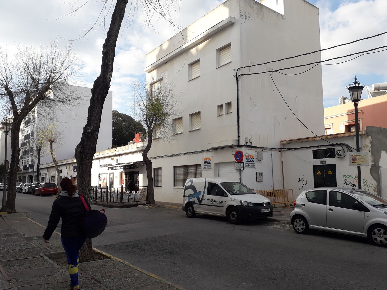 Local de la calle Almirante Faustino Ruiz que Esisa ha sacado a subasta.
