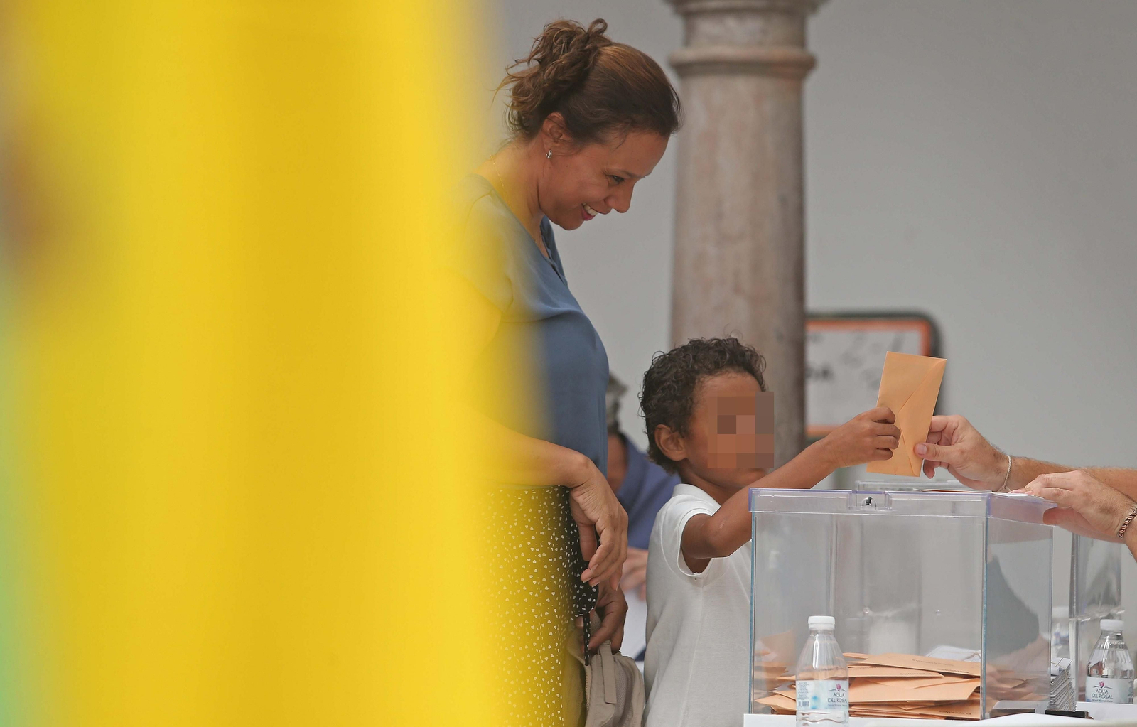 La jornada electoral en Algeciras, en imágenes