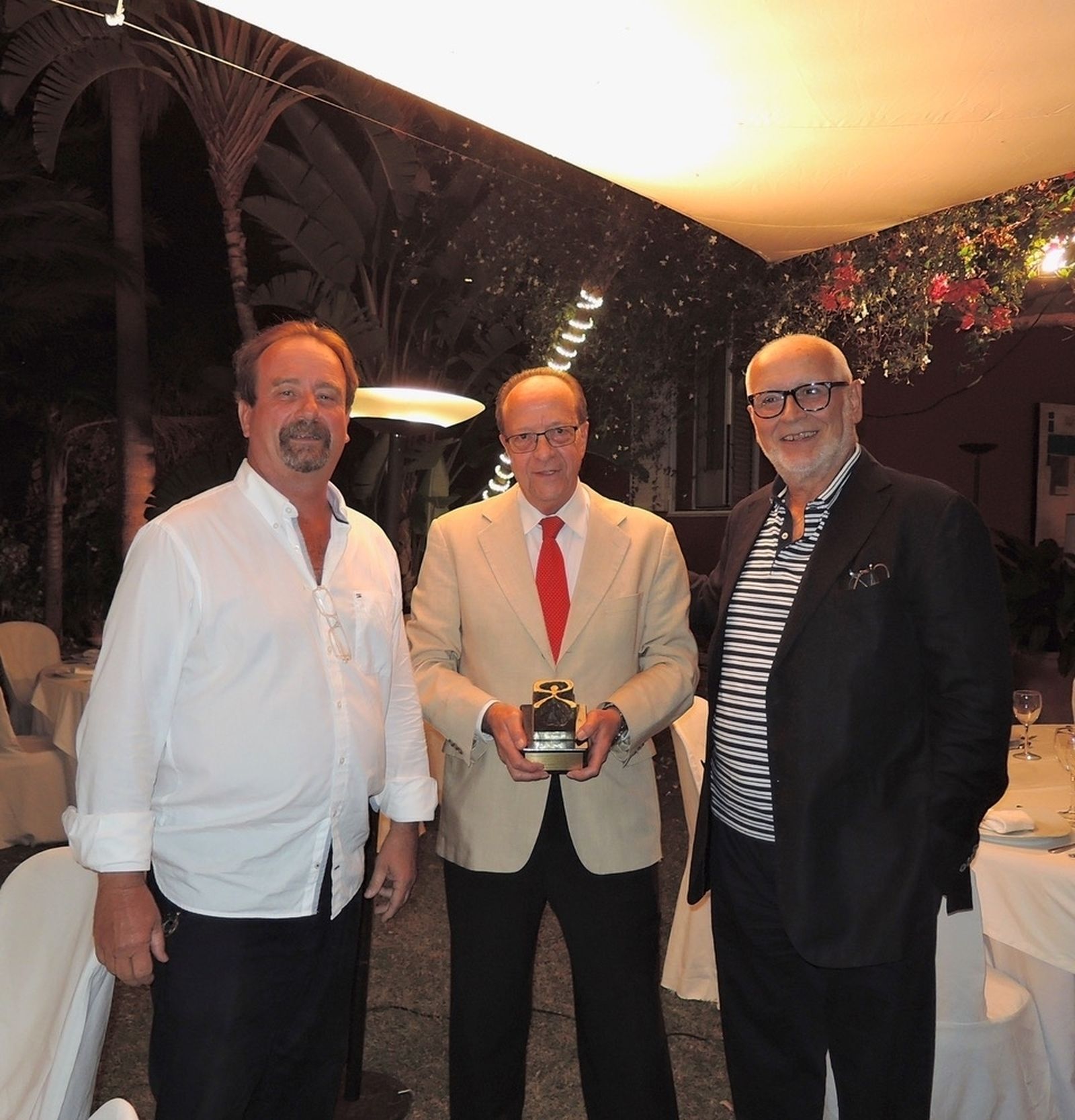 Javier Loustau, Antonio Sánchez Trigueros y Francisco López Barrios.