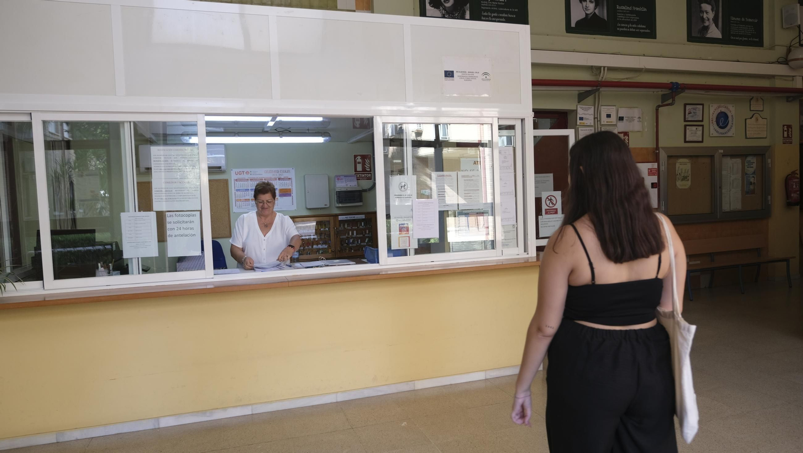 Inicio del curso escolar en el IES Alborán-Manuel Cáliz, en imágenes