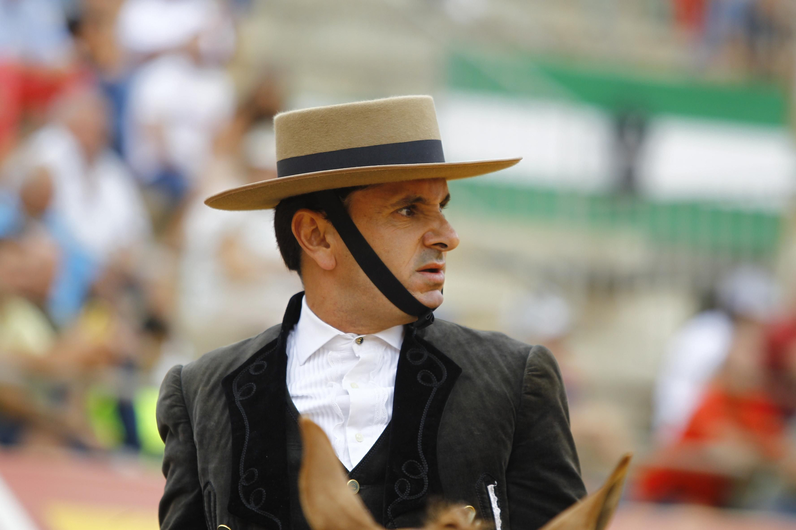 Imágenes de la corrida de rejones en la Feria taurina de Vera 2022