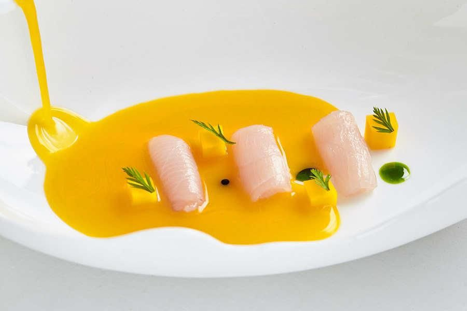 Plato de menu degustación.