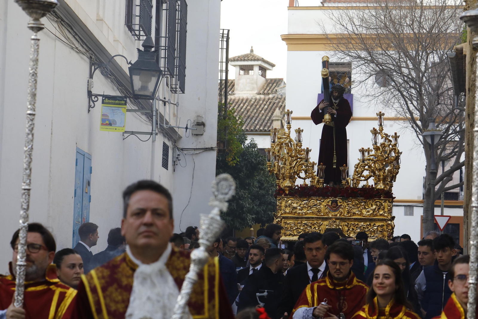 La salida del Señor del Buen Suceso hacia la Catedral, en imágenes
