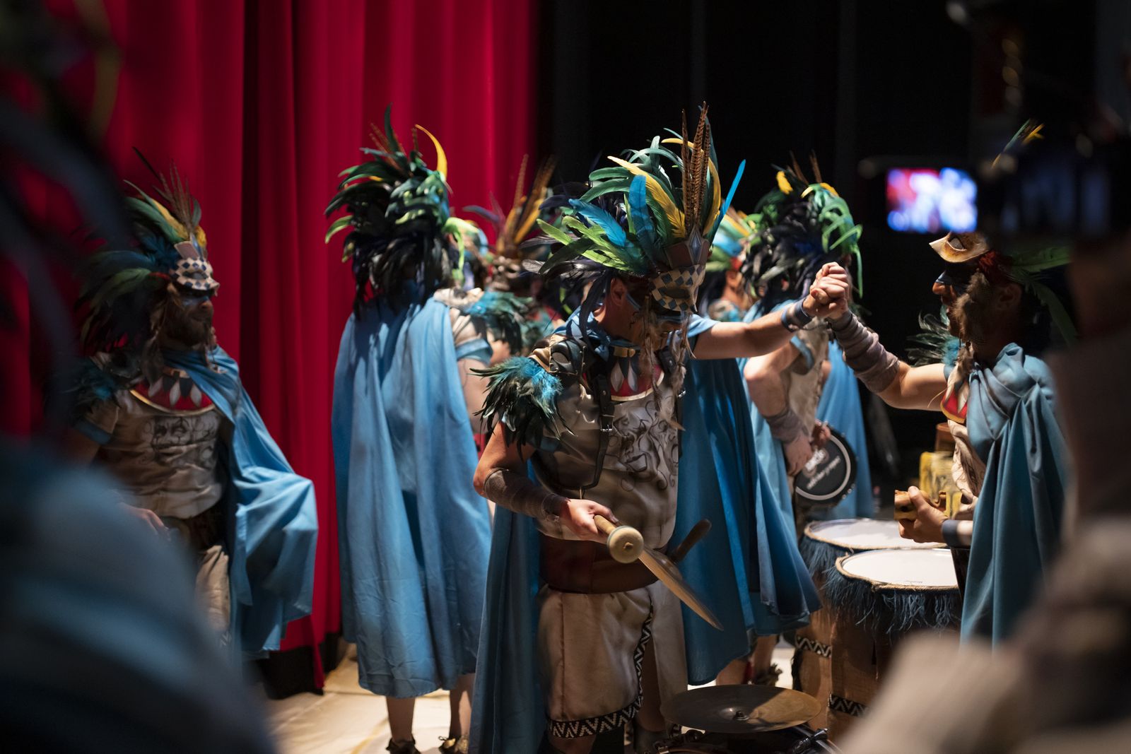 Imágenes de la actuación de la comparsa de Bollullos "El sacrificio" en el Carnaval Colombino