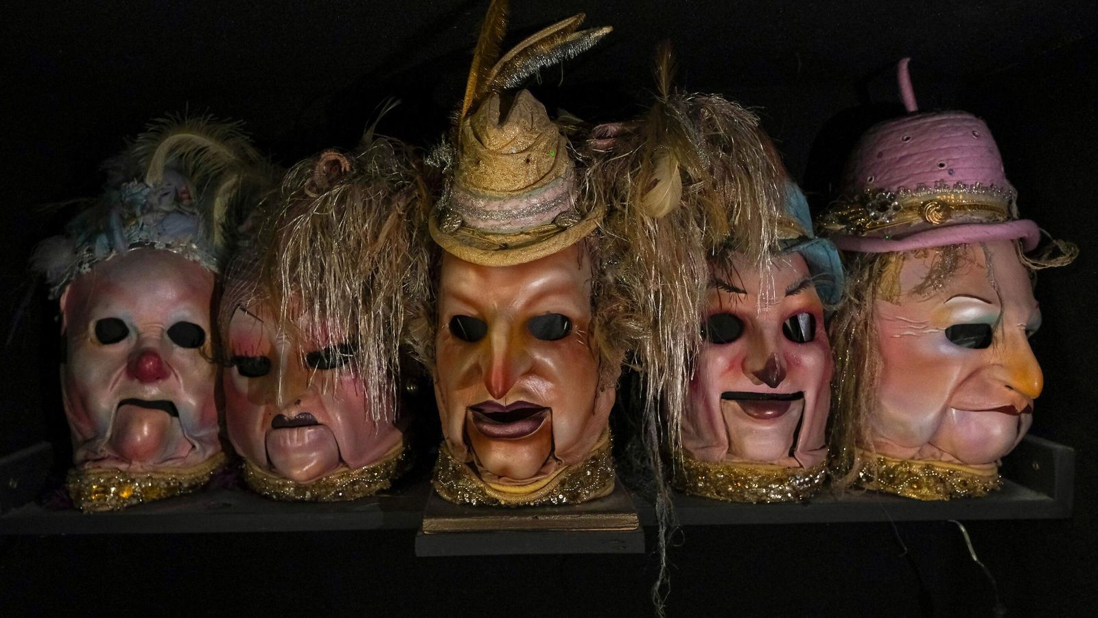 Las máscaras que se utilizaron con ‘Alegría’ en 1994.