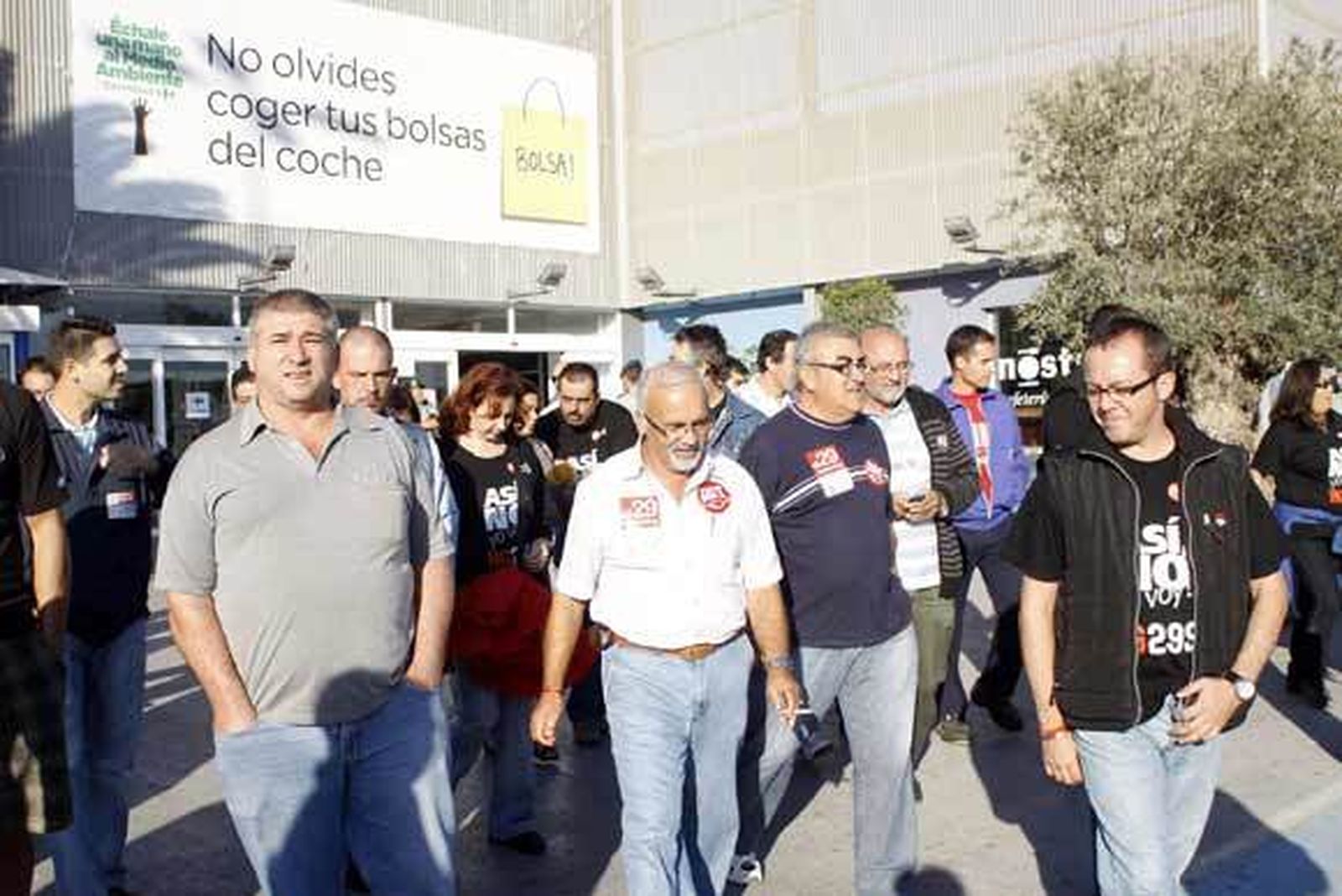 La protesta sindical no paralizó la Comarca, aunque sí tuvo incidencia en la gran industria y el puerto  Foto: Vanessa Perez